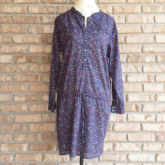 XiRENA Dresses & Skirts - Xirena Navy Floral Print Ditsy Half Button Long Sleeve Shirt Dress.